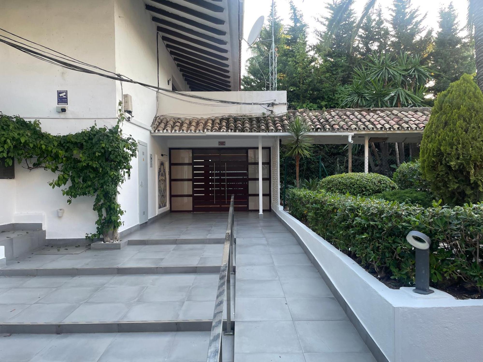 , Banus Precioso Estudio, 300 Mts Playa Appartement *